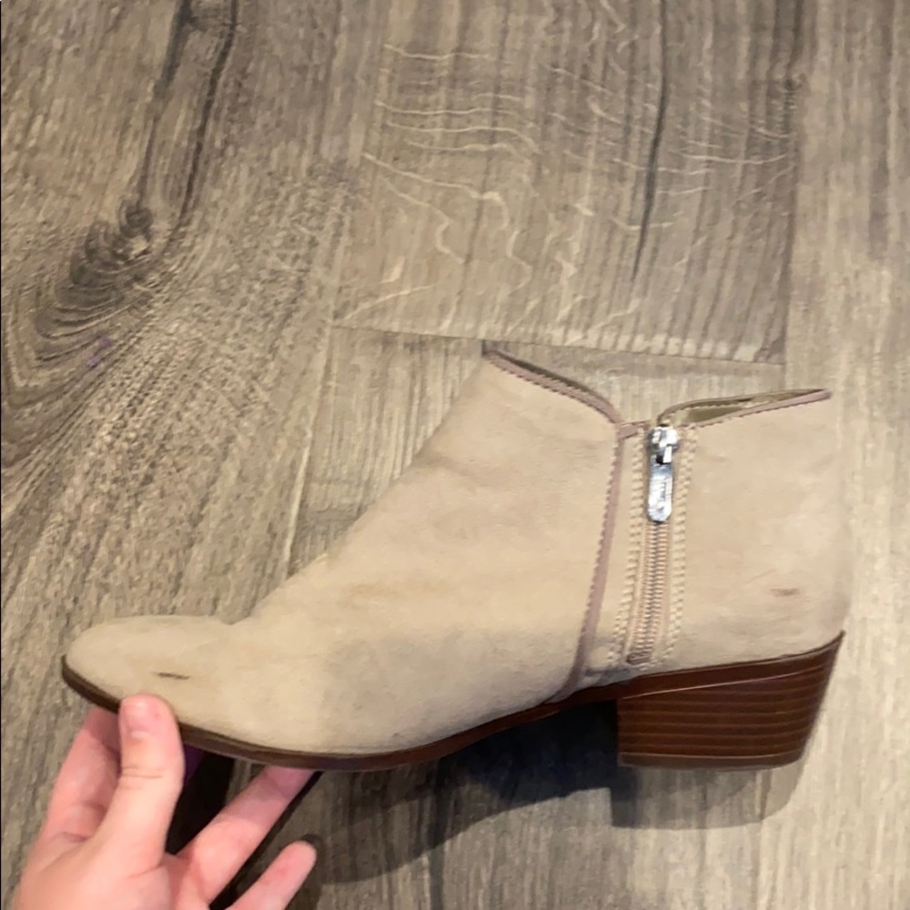 booties - Picture 2 of 6